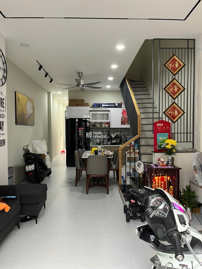 HẺM XE TẢI QUAY ĐẦU CÁCH 20M – NHÀ MỚI TINH – TẶNG FULL NỘI THẤT – 74M - 3 TẦNG - NGAY AEON TÂN PHÚ