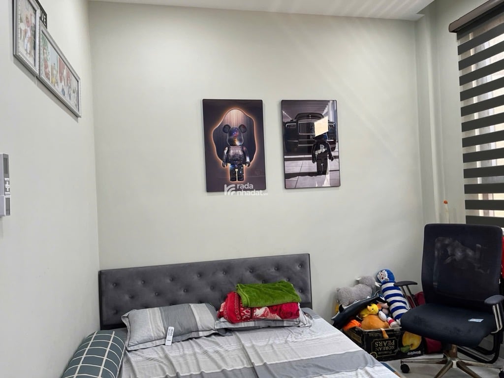 HẺM XE TẢI QUAY ĐẦU CÁCH 20M – NHÀ MỚI TINH – TẶNG FULL NỘI THẤT – 74M - 3 TẦNG - NGAY AEON TÂN PHÚ