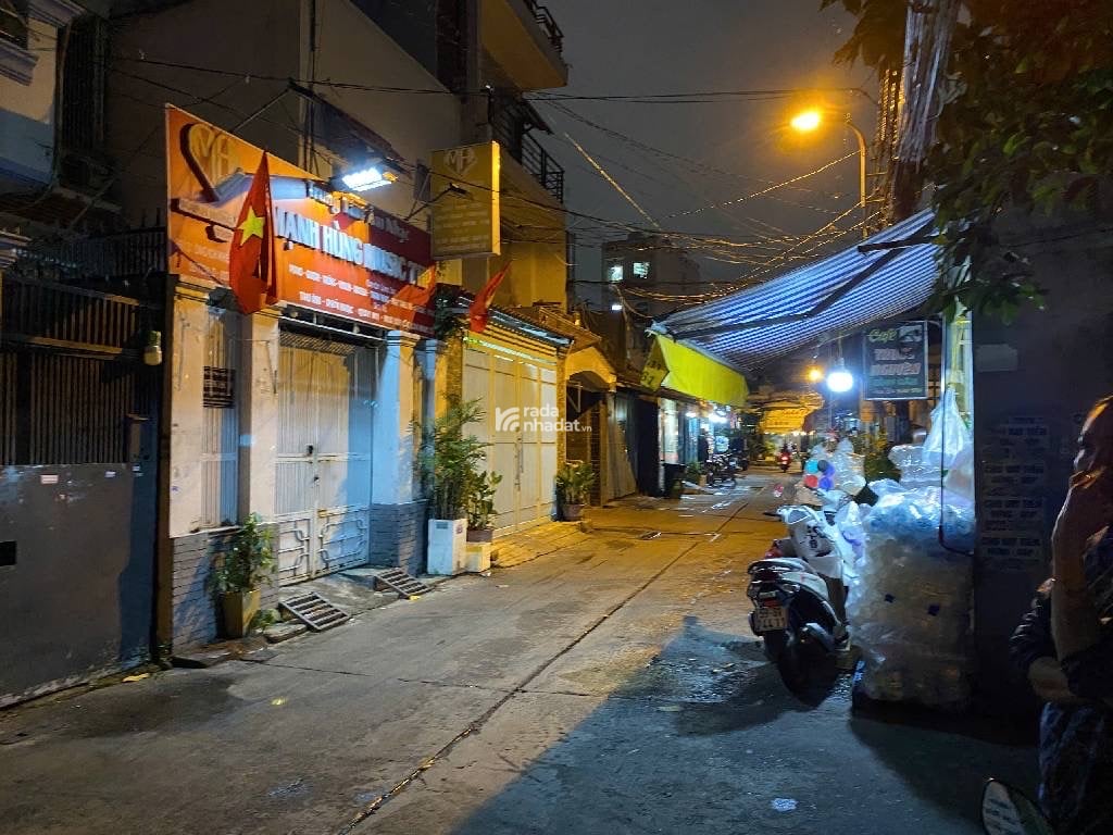 ĐANG CHO THUÊ  15 TRIỆU- NGANG 5.3 M - HẺM. XE HƠI 