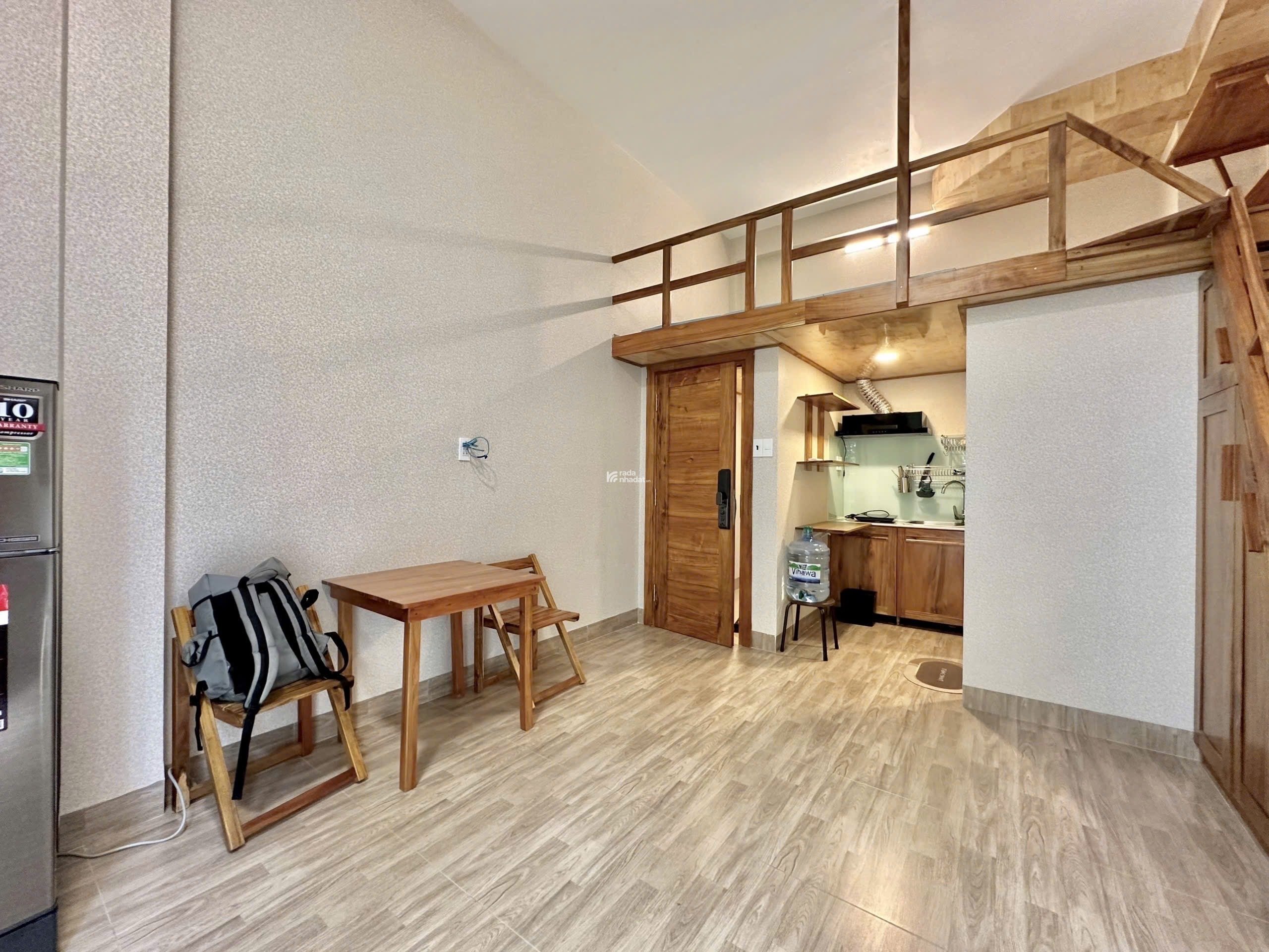 Căn Hộ Duplex Ban Công Gần Ga Sài Gòn Quận 3