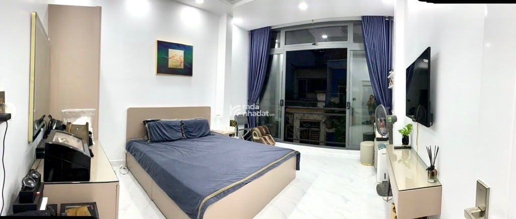 Cách 1 Căn Ra Mặt Tiền Trịnh Đình Trọng Thông Âu Cơ Q11 - 44M2 - N4x11 - 5 Tầng - 5PN - Hẻm sau