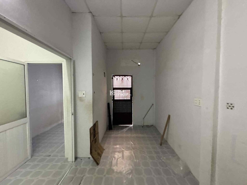 SÁT HẺM XE HƠI NHIÊU TỨ, PHÚ NHUẬN, 30M2 MỚI CÓ KC Ở NGAY. GIẢM 350TR CHỈ CÒN 3.65T TL 