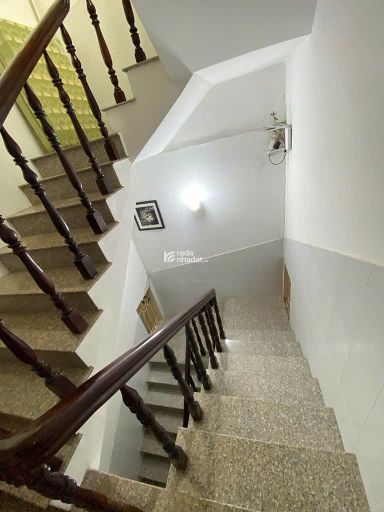 NHÀ HOT MẶT TIỀN CAO LỖCHỈ NHỈNH 13 TỶ