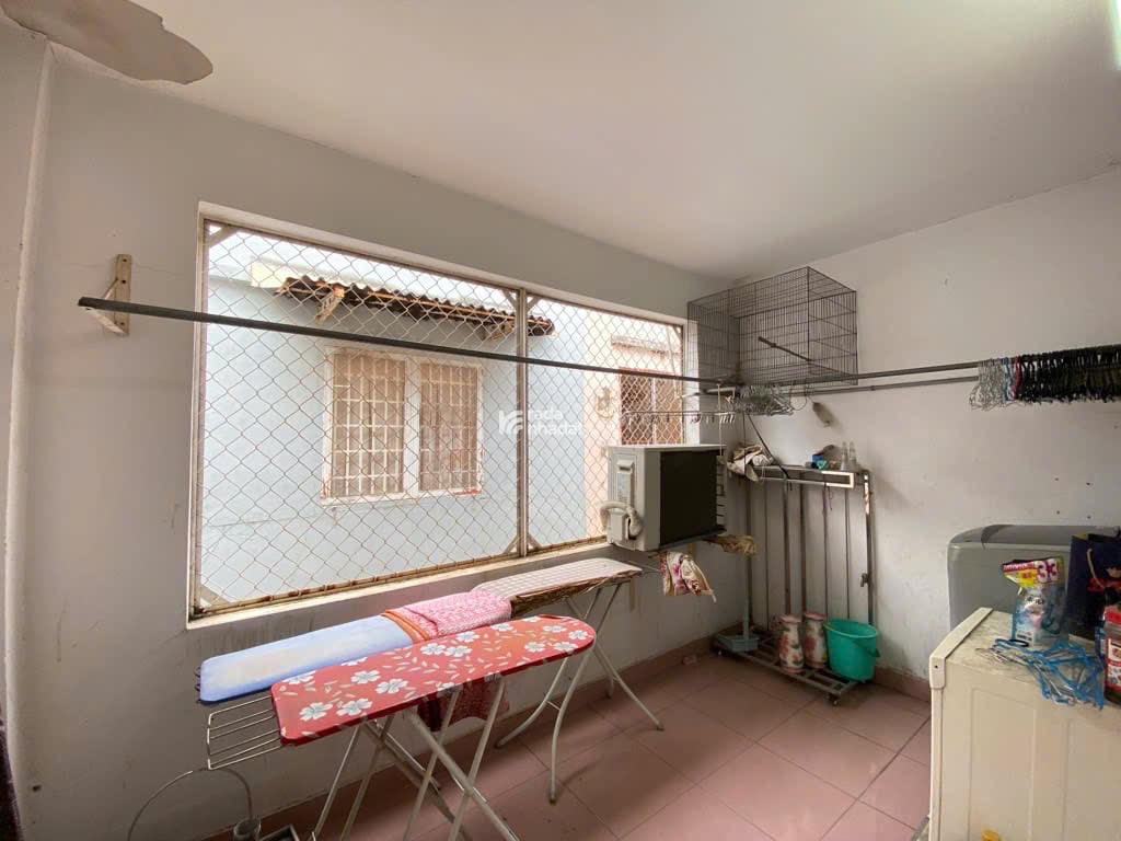 NHÀ HOT MẶT TIỀN CAO LỖCHỈ NHỈNH 13 TỶ