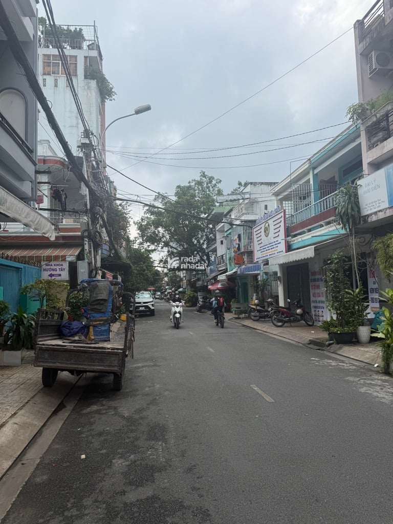 NGAY CHỢ VẢI, MTKD ĐỖ ĐỨC DỤC, TÂN PHÚ, 36M2 HIẾM CÓ. GIẢM 550TR CHỈ CÒN 6.6T