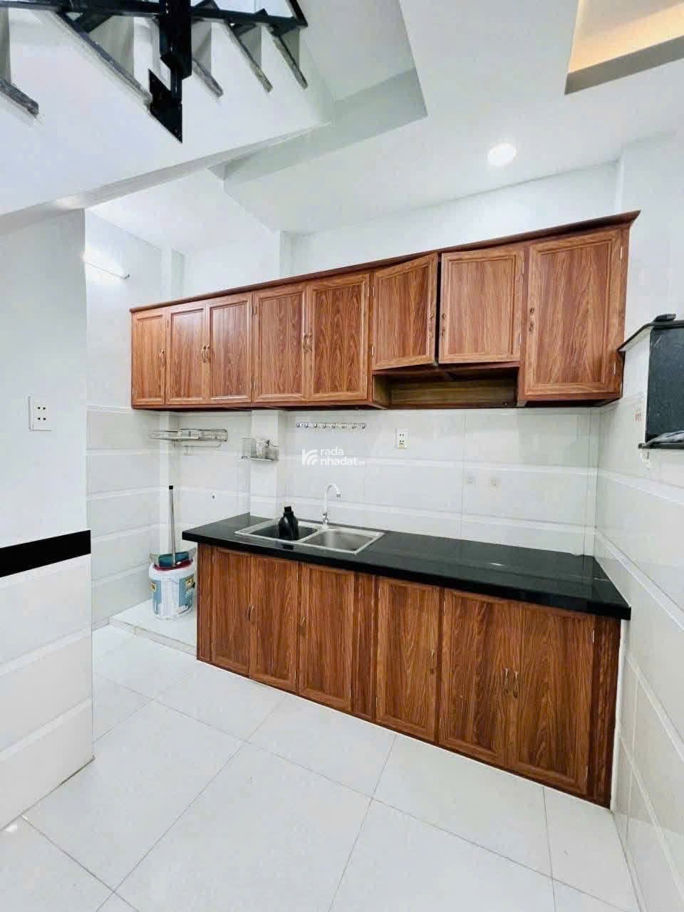 Sở hữu căn nhà Bùi Văn Thêm, Phú Nhuận/ DT 61m2/ Giá 2 Tỷ 730Tr/ Sổ hồng riêng chính chủ