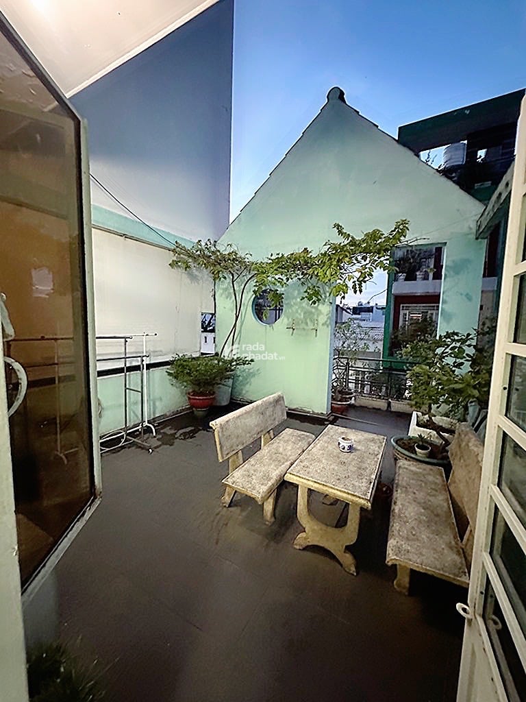 Bán nhà gần đại học công thương đường nguyễn hữu tiến tây thạnh