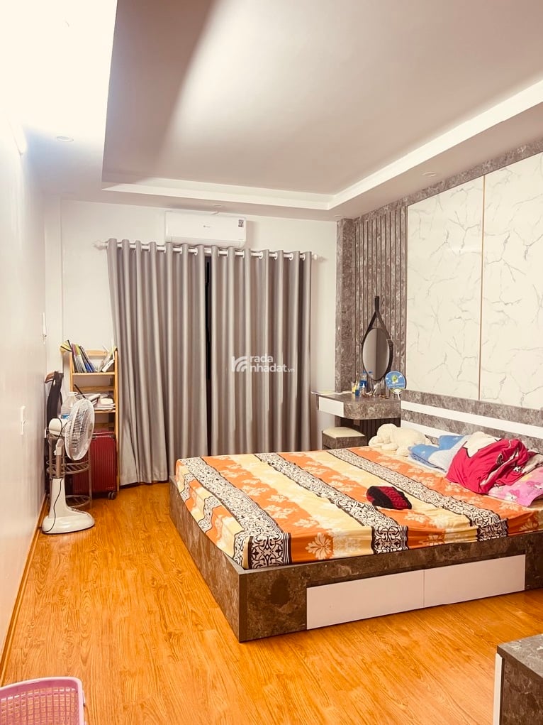 HOÀNG QUỐC VIỆT - SỔ VUÔNG - 39M2 - 8.5 TỶ