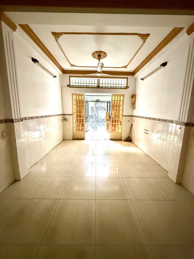 HẺM THÔNG- HÀNG XÓM VĂN MINH - CÁCH MẠNG THÁNG TÁM 58M2