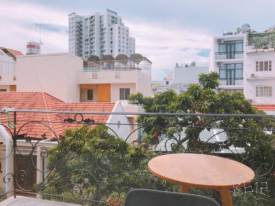 Căn Hộ Ban Cộng Rộng 40m2 Quận 3 Gần Cầu Kiệu, Chùa Vĩnh Nghiêm, ĐH Kinh Tế