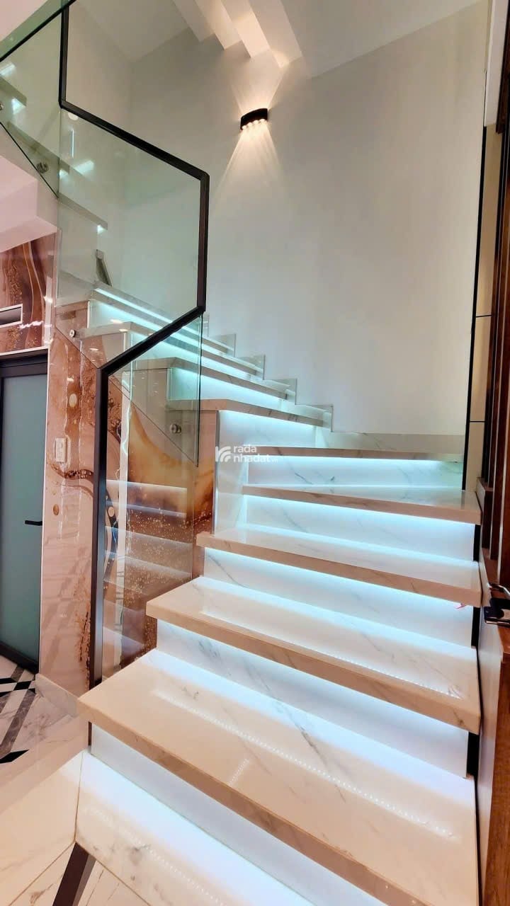 THIỆN CHÍ BÁN GIẢM SỐC 1.45 TỶ - NHÀ 5 TẦNG MỚI ĐẸP - 8.35 TỶ