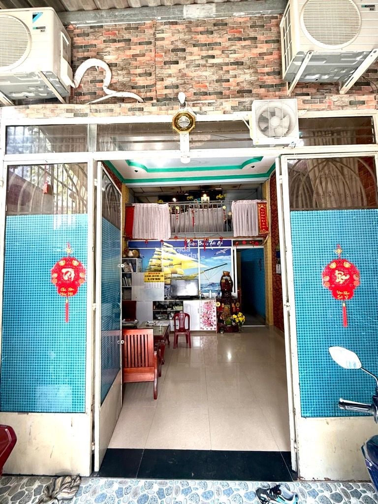 (QUẬN 7, HUỲNH TẤN PHÁT, P. TÂN MỸ) BÁN ĐẤT TẶNG NHÀ, HXH TRÁNH, SÁT PHÚ MỸ HƯNG, 86M2, 