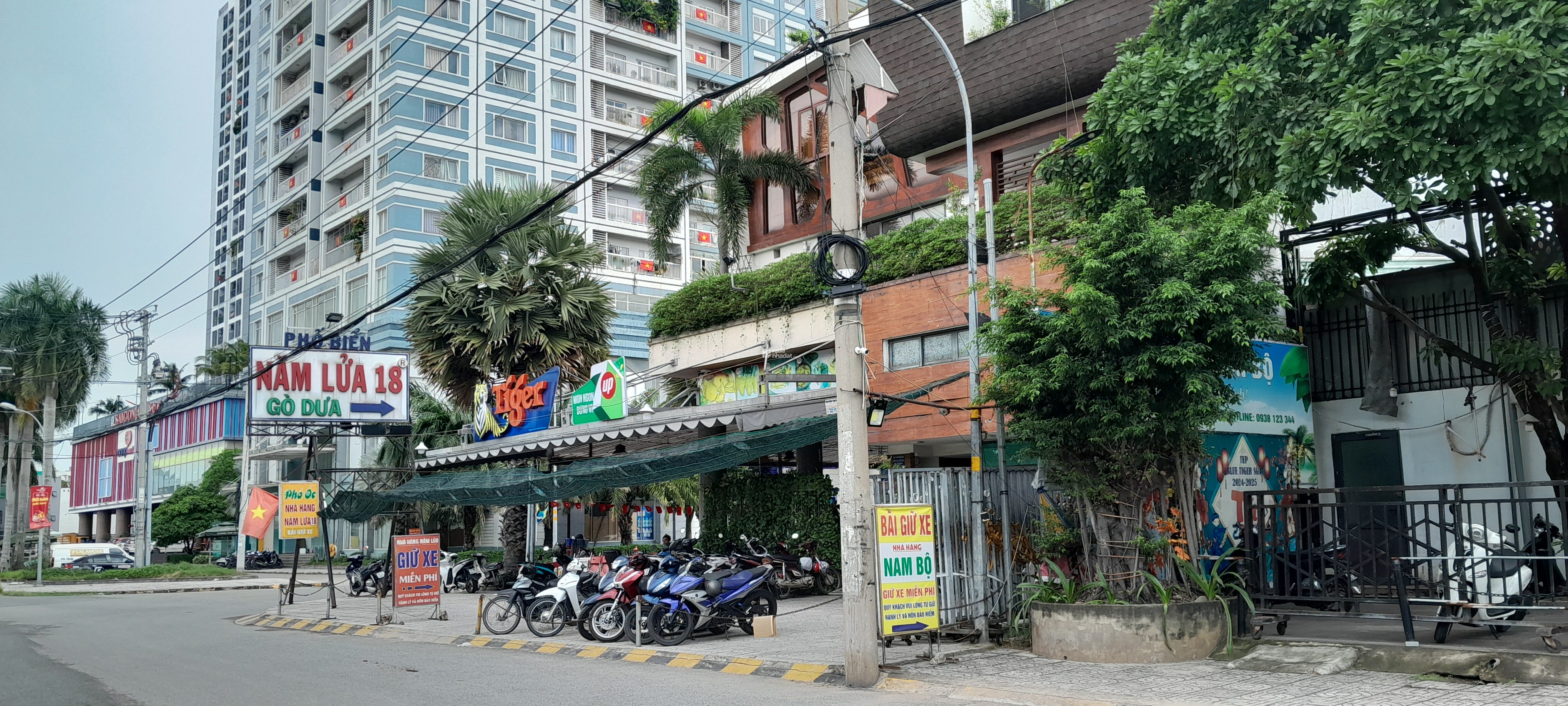 Chủ gửi nhà 2 tầng hẻm xe hơi đường Tô Ngọc Vân phường Tam Bình Thủ Đức-Tphcm giá 4,3 Tỷ.