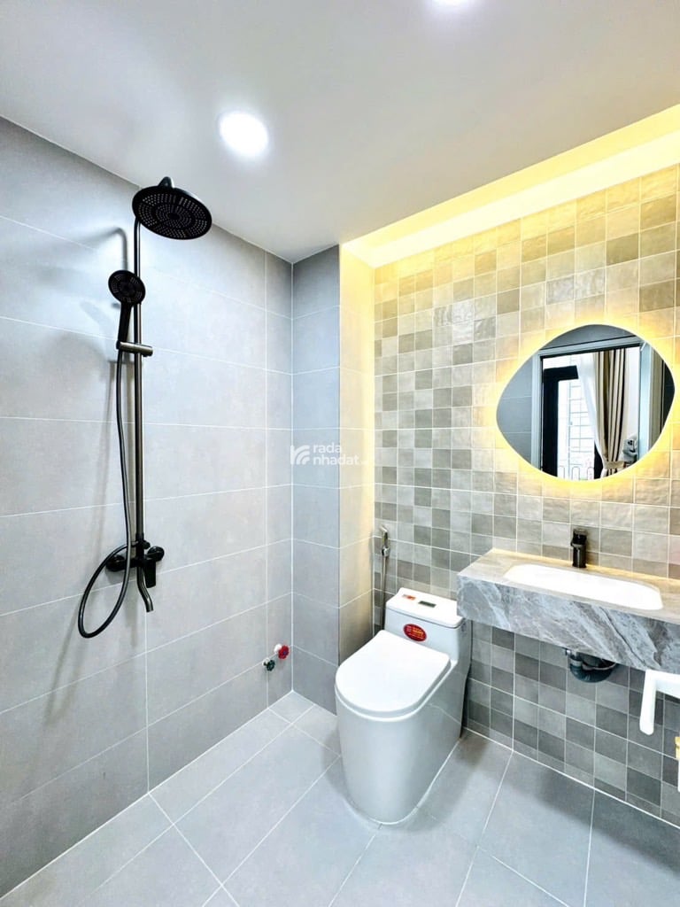 KHU SÂN BAY, NGUYỄN TRỌNG TUYỂN, TÂN BÌNH, 25M2 MỚI Ở NGAY. GIẢM 550TR CHỈ CÒN 5.75T TL 