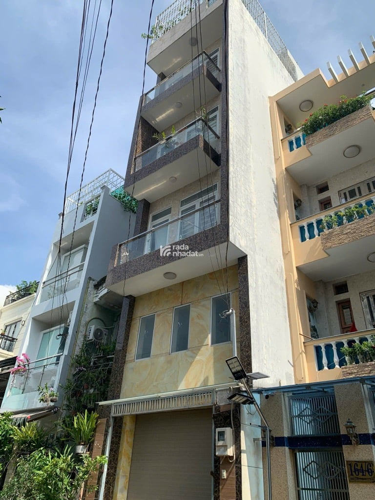 TÂN PHÚ - KHU PHỐ ẨM THỰC TÔ HIỆU - NHÀ 6 TẦNG - THANG MÁY XỊN SÒ- DT: 4*20M- 10 TỶ 8