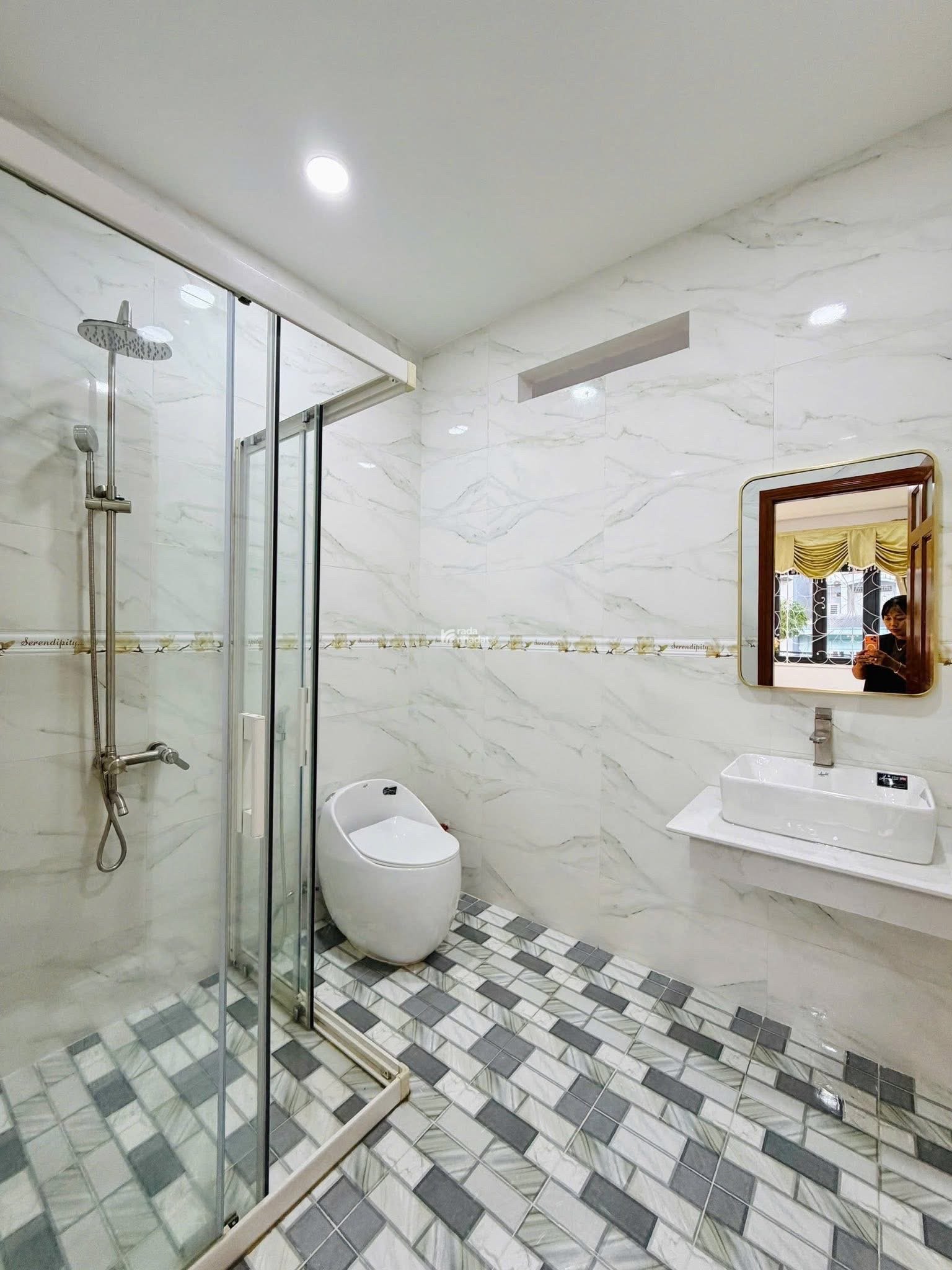 NHÀ 5 TẦNG FULL NỘI THẤT - 5x21 - HẺM NHỰA 6M, XE HƠI THÔNG - NHÀ MỚI FULL - CHỈ 13.5 TỶ TL