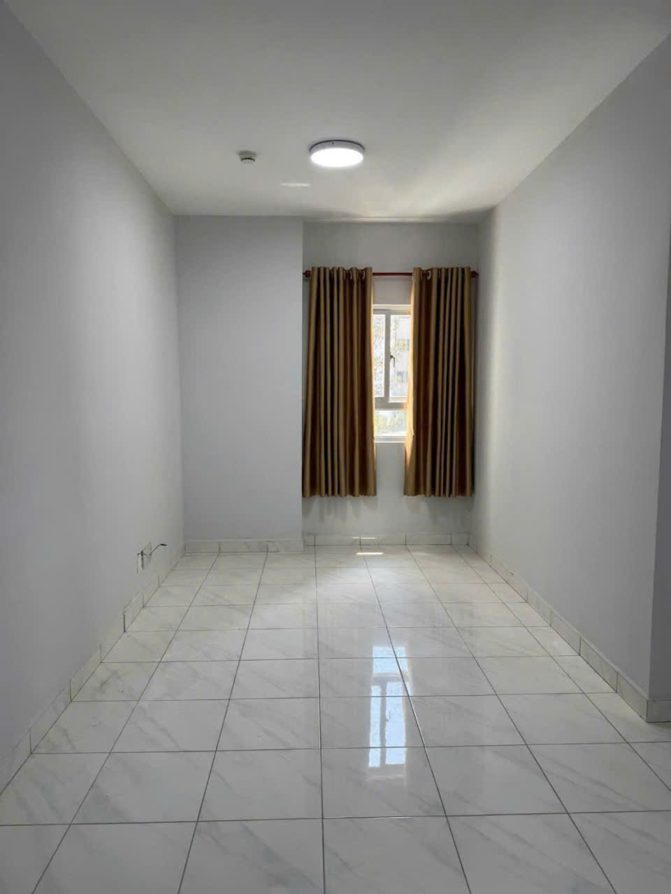 Bán nhanh CC Topaz Celadon City Tân Phú để đi Mỹ