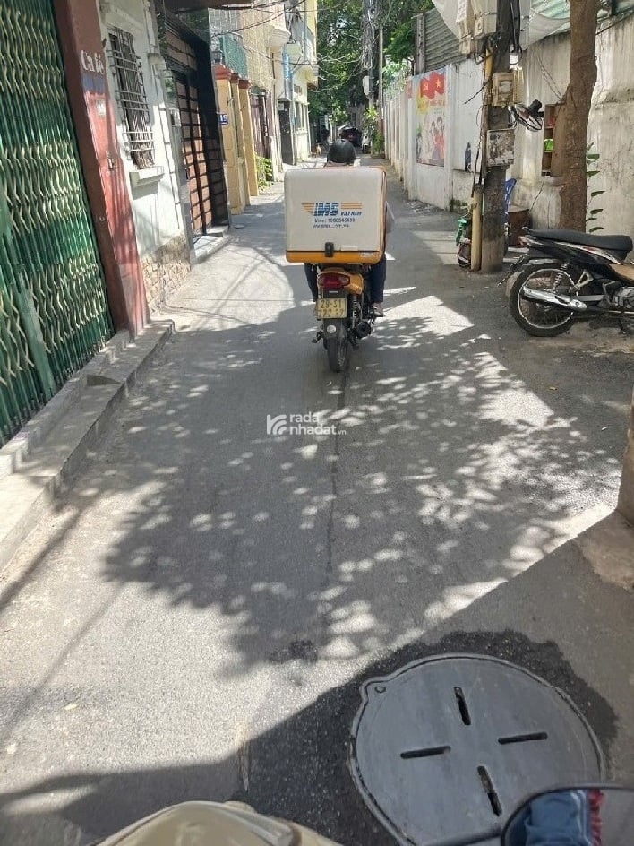 CẦU GIẤY - 52M2 - PHÂN LÔ - VUÔNG VỨC - MẶT TIỀN RỘNG - NHÀ RỘNG - NHÀ TẮM CŨNG RỘNG - HƠN 9 TỶ