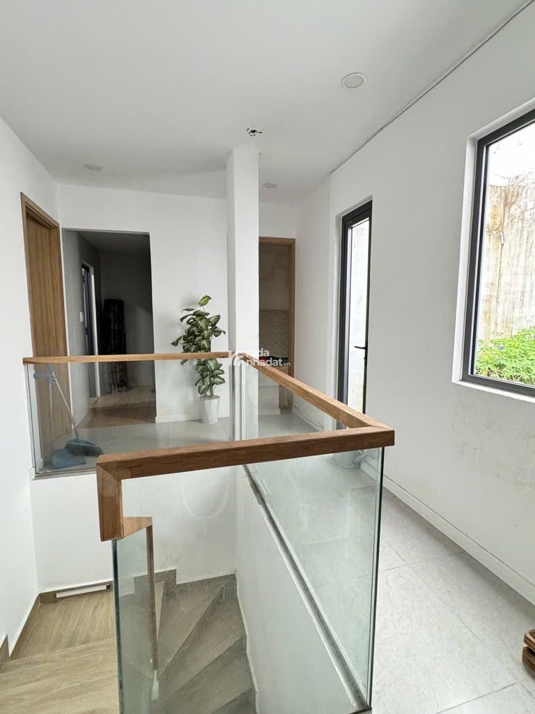 Biệt Thự Mini Có Hồ Bơi Giữa Lòng Bình Thạnh - Giá Tốt Đủ Nội Thất - 100m2 Đất Sạch Đẹp Thoáng