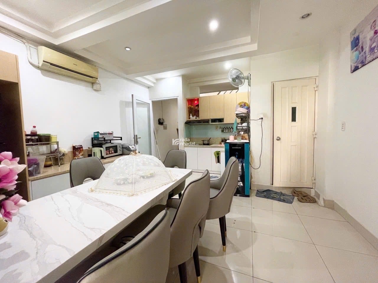 CC cần gả em nhà HXH đường CMT8 đẹp lung linh, dt 60m2, trệt 3 lầu giá chỉ 20 tỷ 