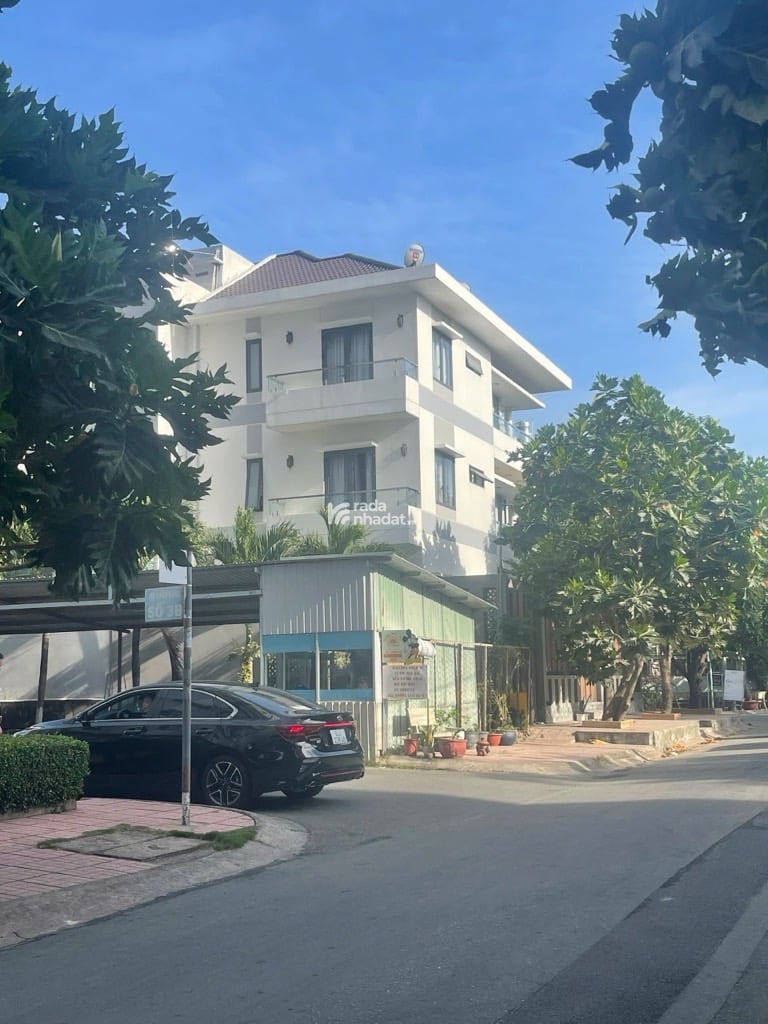 BIỆT THỰ 3 TẦNG 169M2(10X17)-MT ĐƯỜNG 2- KDC LÊ THÀNH-GIÁ 18 TỶ