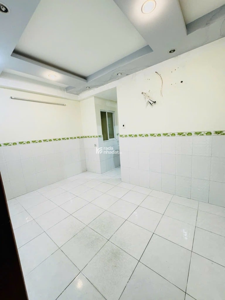 Bán nhà 4 tầng bê tông cốt thép, mới đẹp thiết kế trang nhả. hẻm 4.5 mét sạch sẻ an ninh