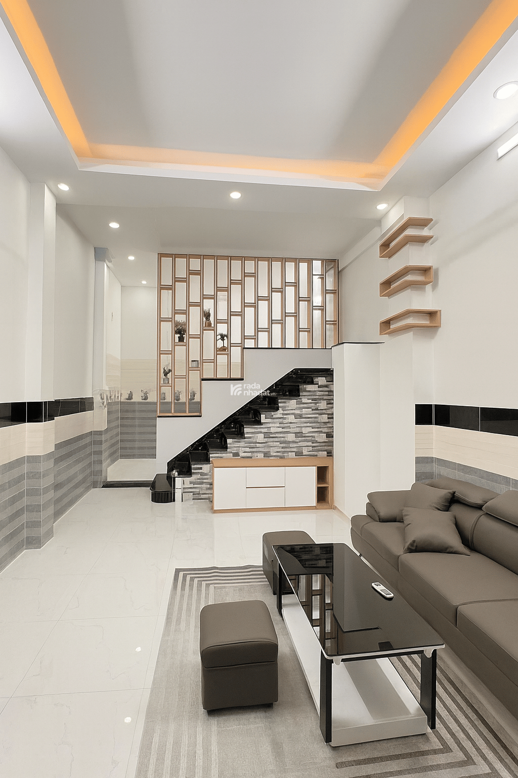 Bán Gấp Nhà Phố 4 Tầng 5 Phòng Ngủ Xe Hơi Đậu Ngay Cửa Đường Thới An 20 Quận 12