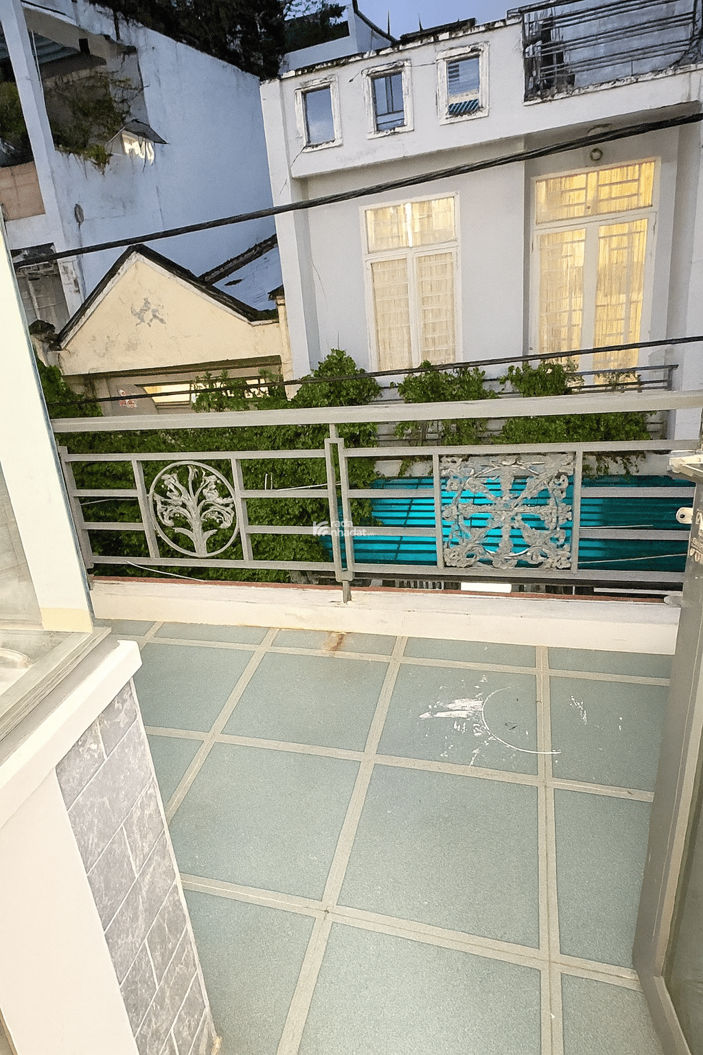 Bán Gấp Nhà Phố 4 Tầng 5 Phòng Ngủ Xe Hơi Đậu Ngay Cửa Đường Thới An 20 Quận 12