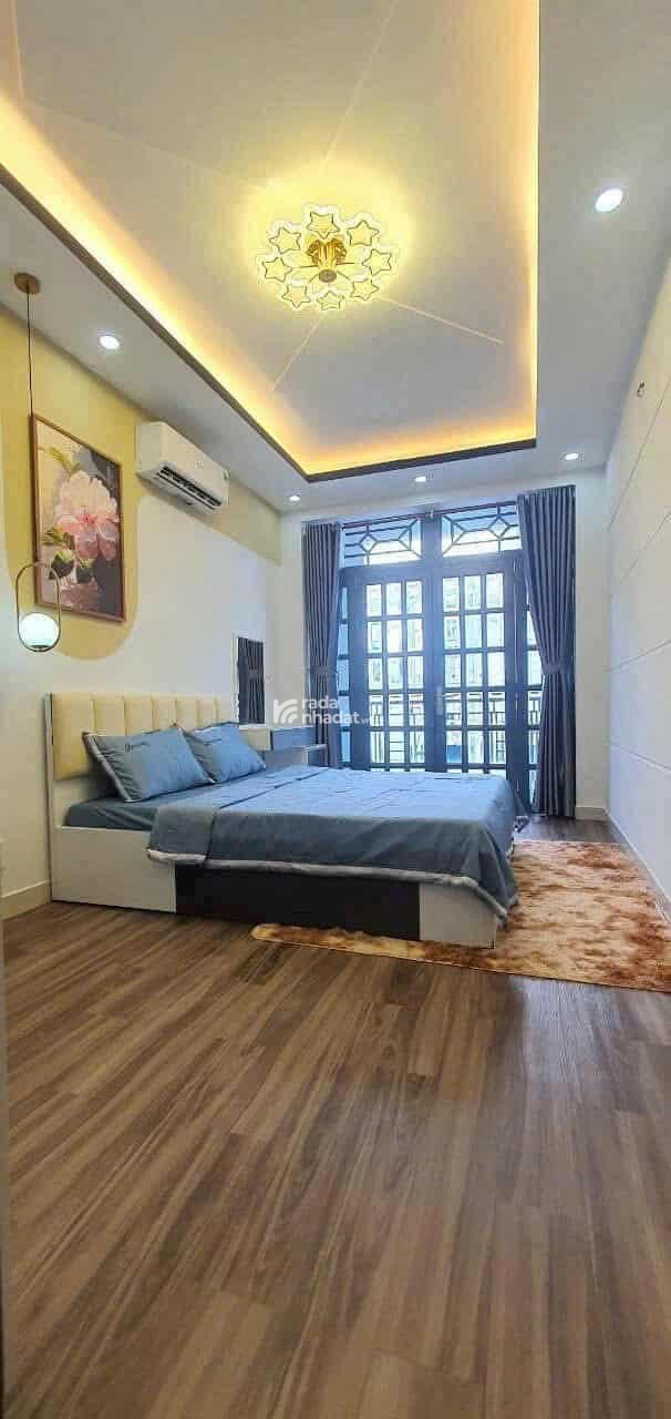 NHÀ KHU VIP PHAN XÍCH LONG . 