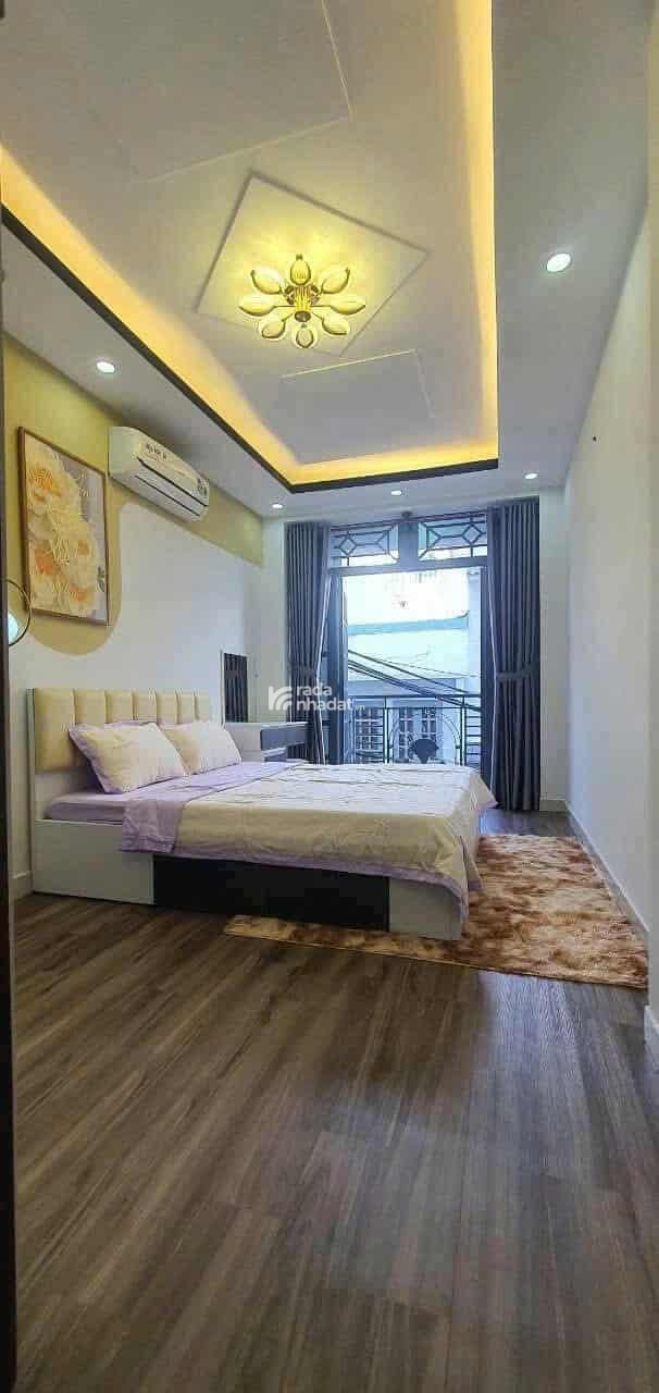 NHÀ KHU VIP PHAN XÍCH LONG . 