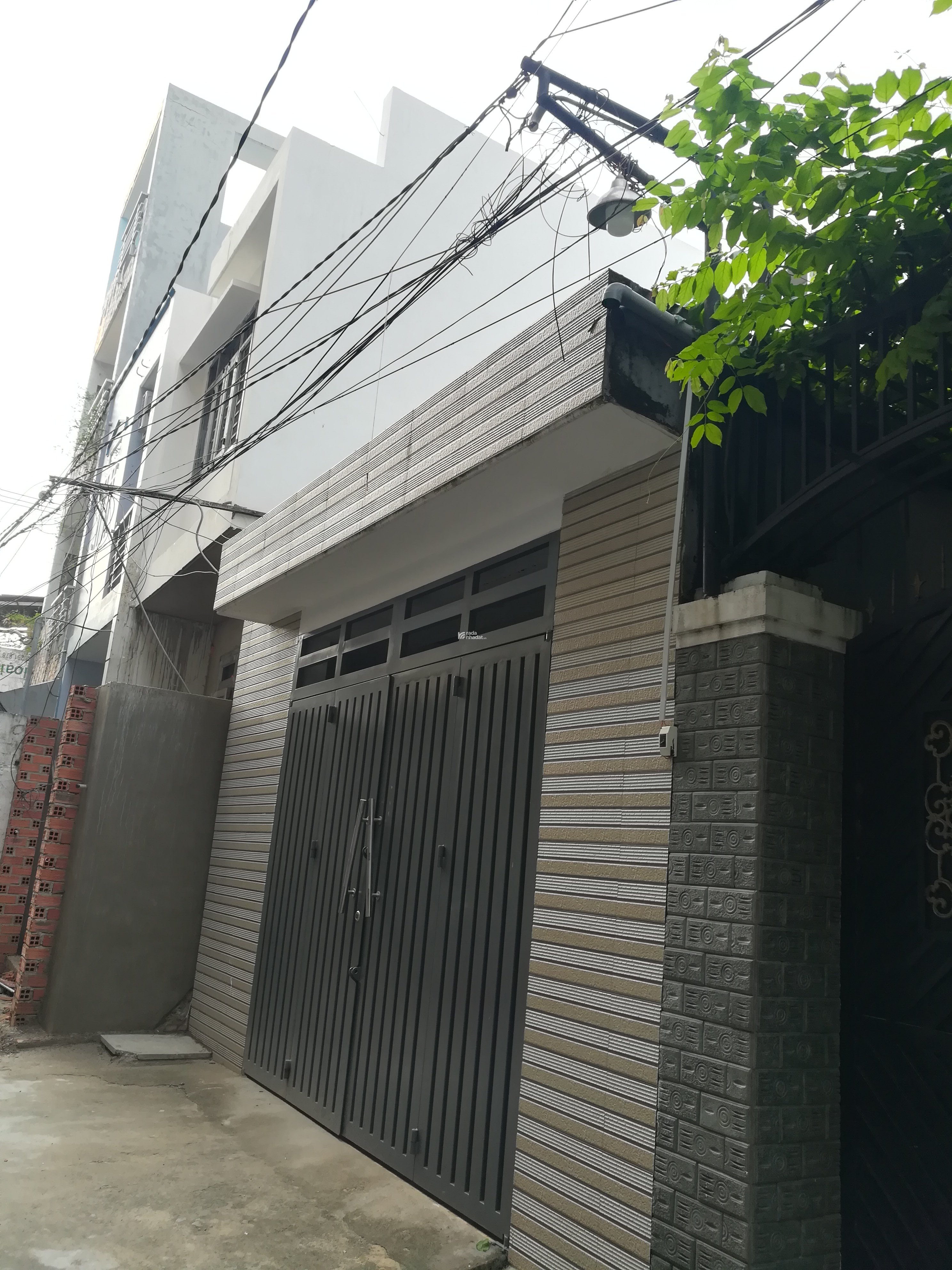 Chính chủ gửi bán nhà Nguyễn Duy Cung- gần ngã 3 Tân Sơn- Dt 70m2- Giá  4.65  tỷ tl