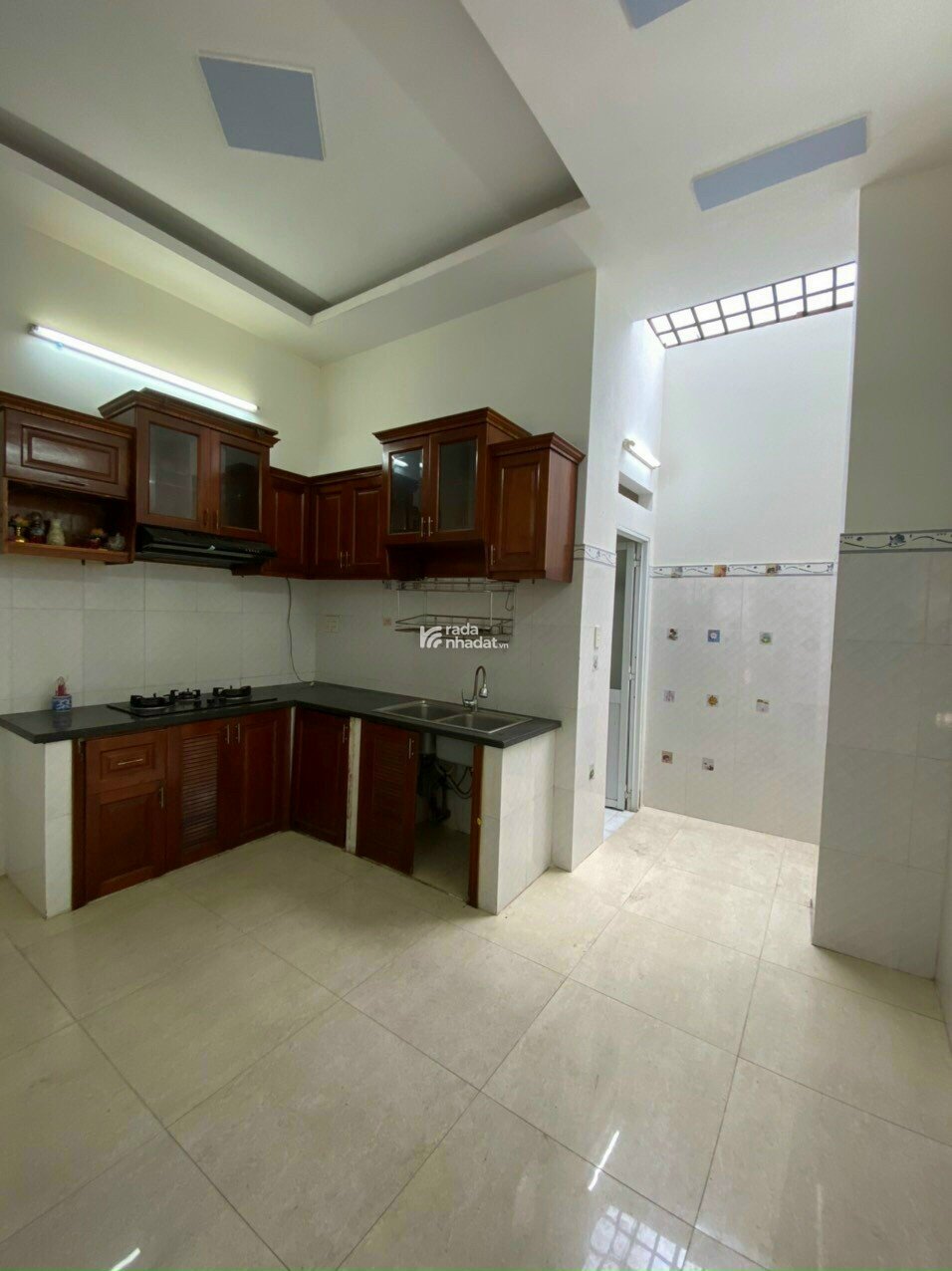 Chính chủ gửi bán nhà Nguyễn Duy Cung- gần ngã 3 Tân Sơn- Dt 70m2- Giá  4.65  tỷ tl