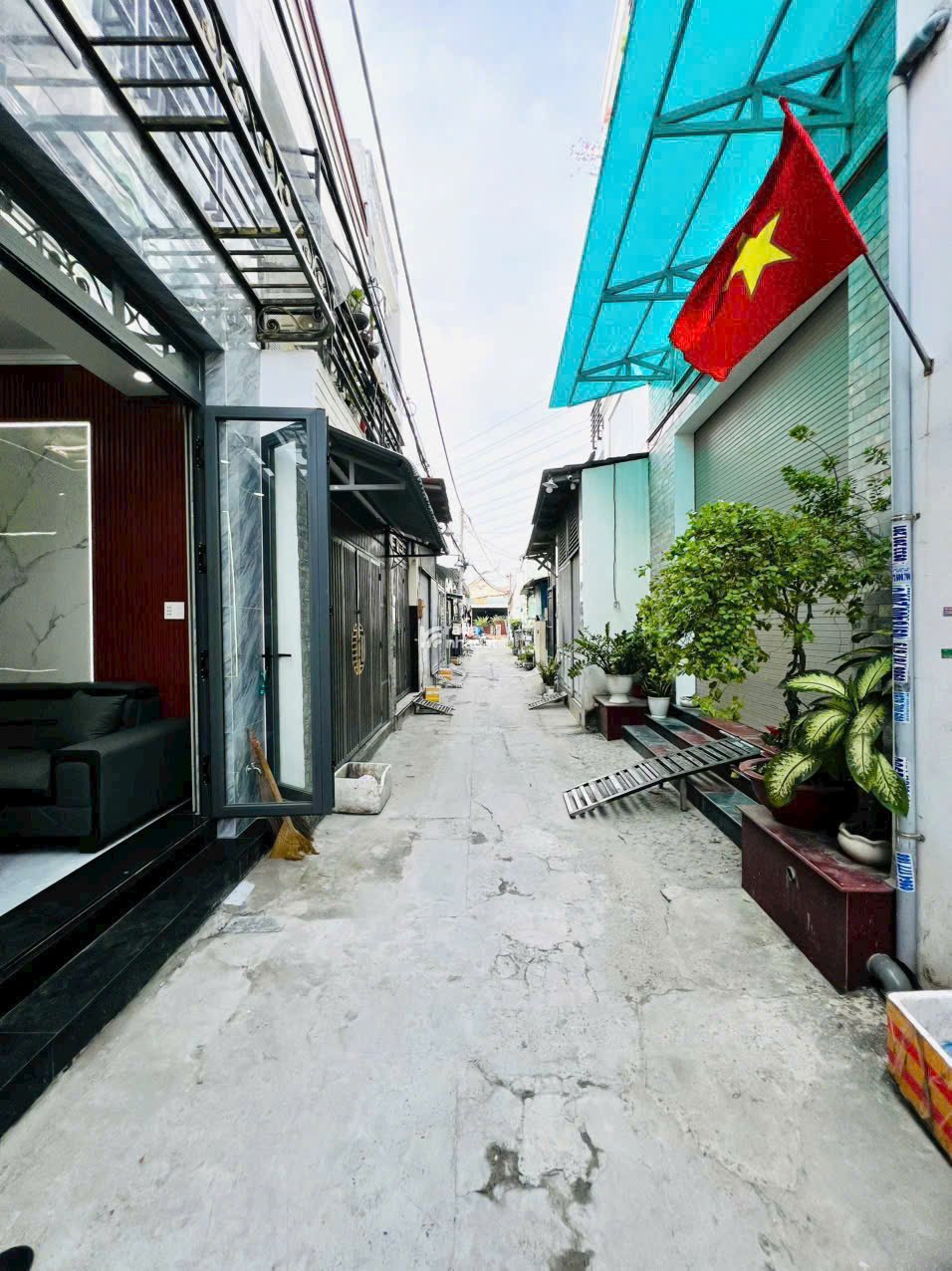 NHÀ XINH TRUNG MỸ TÂY, Q12  CHỈ NHỈNH 4 TỶ