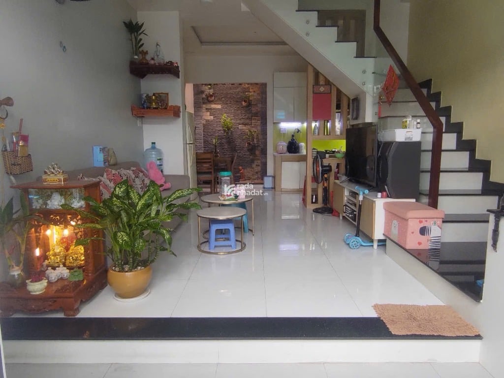 Hẻm Oto Đường T6 Tây Thạnh - 43M2 - N4,3x10 - 3 Tầng - 3PN - Chỉ 5,5 Tỷ   