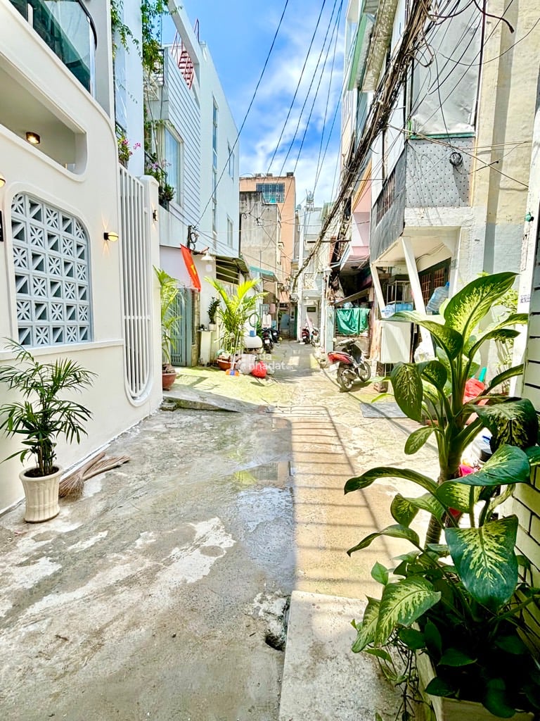 SÁT HẺM XE HƠI PHAN VĂN TRỊ, BÌNH THẠNH, 5.1M BỀ NGANG MỚI. GIẢM 350TR CHỈ CÒN 6.27T TL 