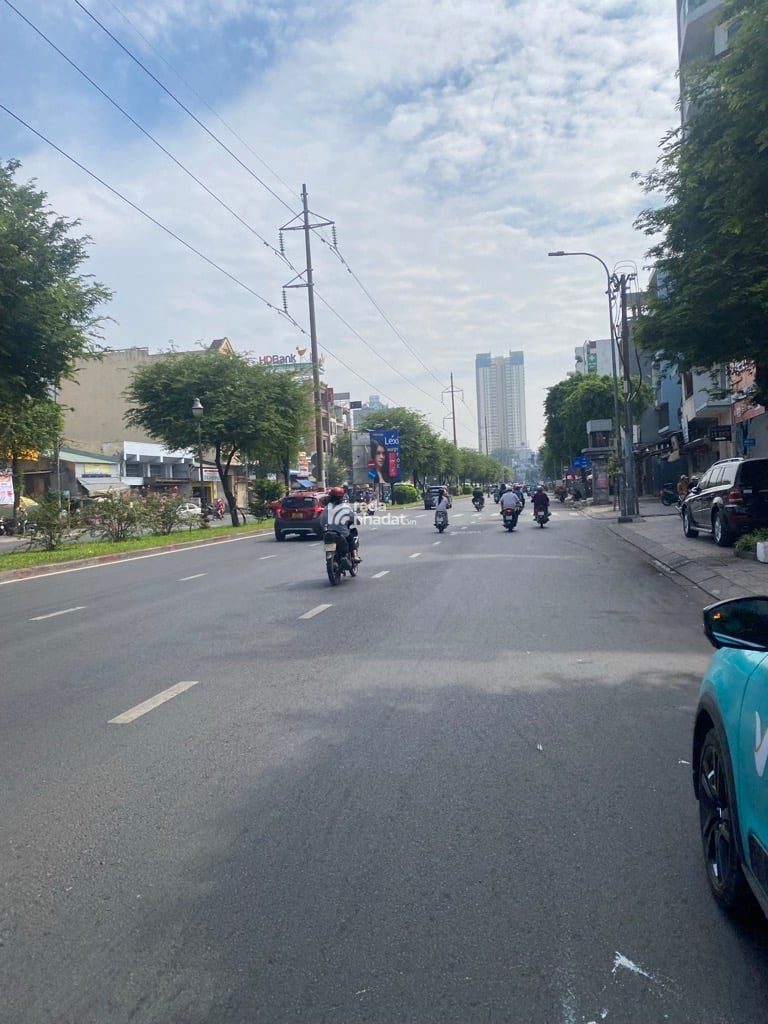 BÁN NHÀ HỒNG BÀNG QUẬN 6 NGANG HƠN 7M DIỆN TÍCH 100M2 GIÁ 7.5 TỶ DÒNG TIỀN ỔN ĐỊNH GẦN CẦU VƯỢT 3/2