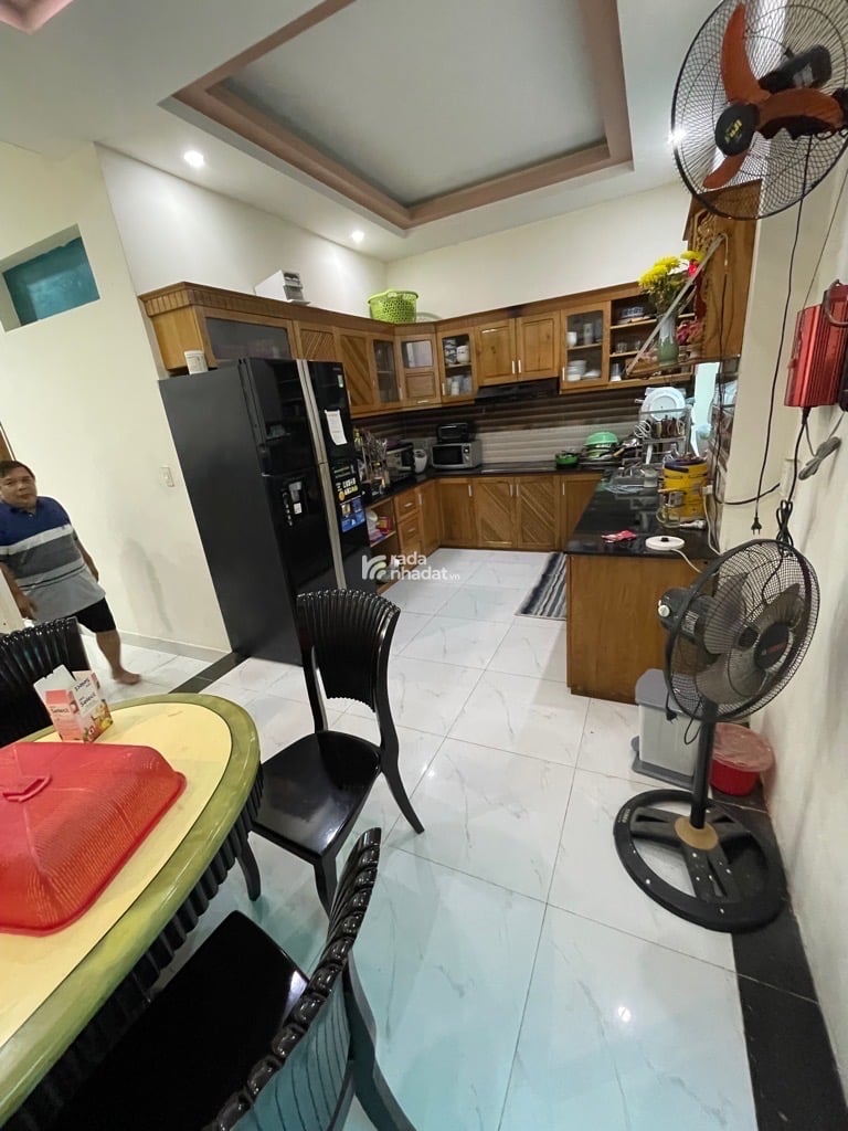 GẤP BÁN GIẢM NGAY nó 500tr Lê văn lương - hẻm 12m xe tải tránh - kdc đồng bộ vip - diện tích 162m2