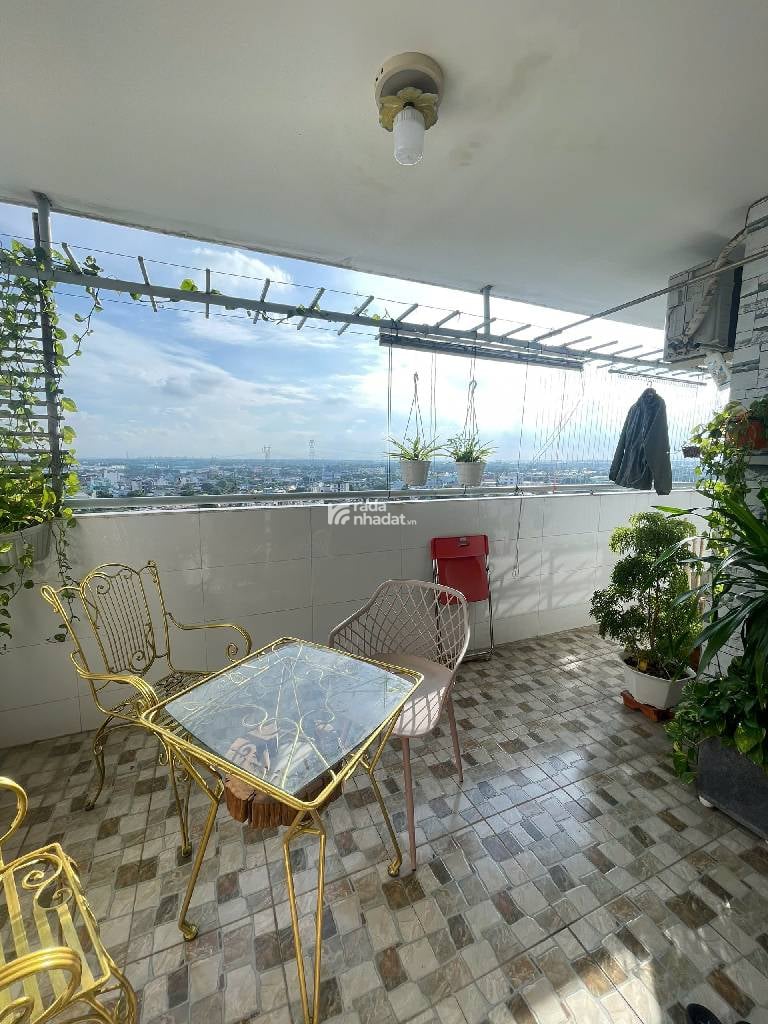 BÁN CHUNG CƯ TÂN TẠO A LỘ TẺ 120M2 2.8 TỶ 3PN BAN CÔNG RỘNG GÓC 5 PHÚT ĐẾN AEON BÌNH TÂN