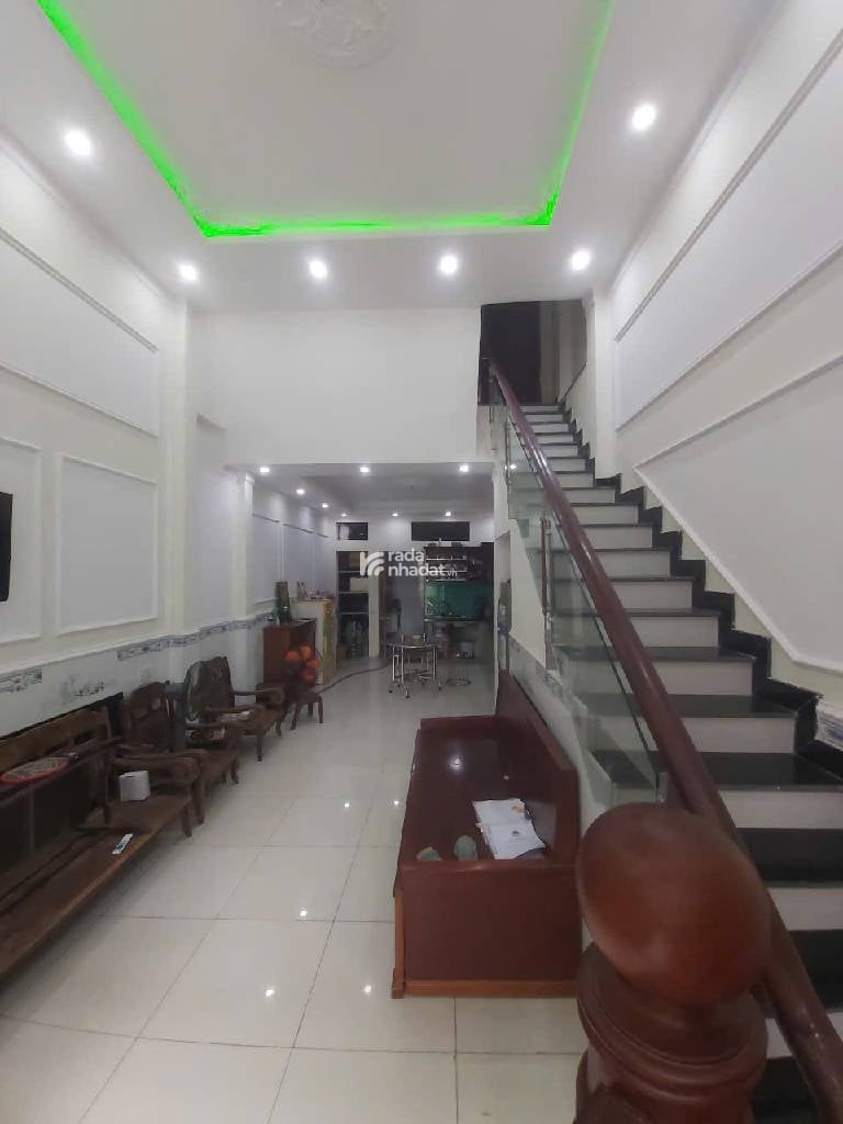  NHÀ 4 TẦNG HXH DT 53M2 CHỈ 5.2 TỶ ĐƯỜNG LÃ XUÂN OAI, CẠNH KHU ĐÔNG TĂNG LONG TP. THỦ ĐỨC