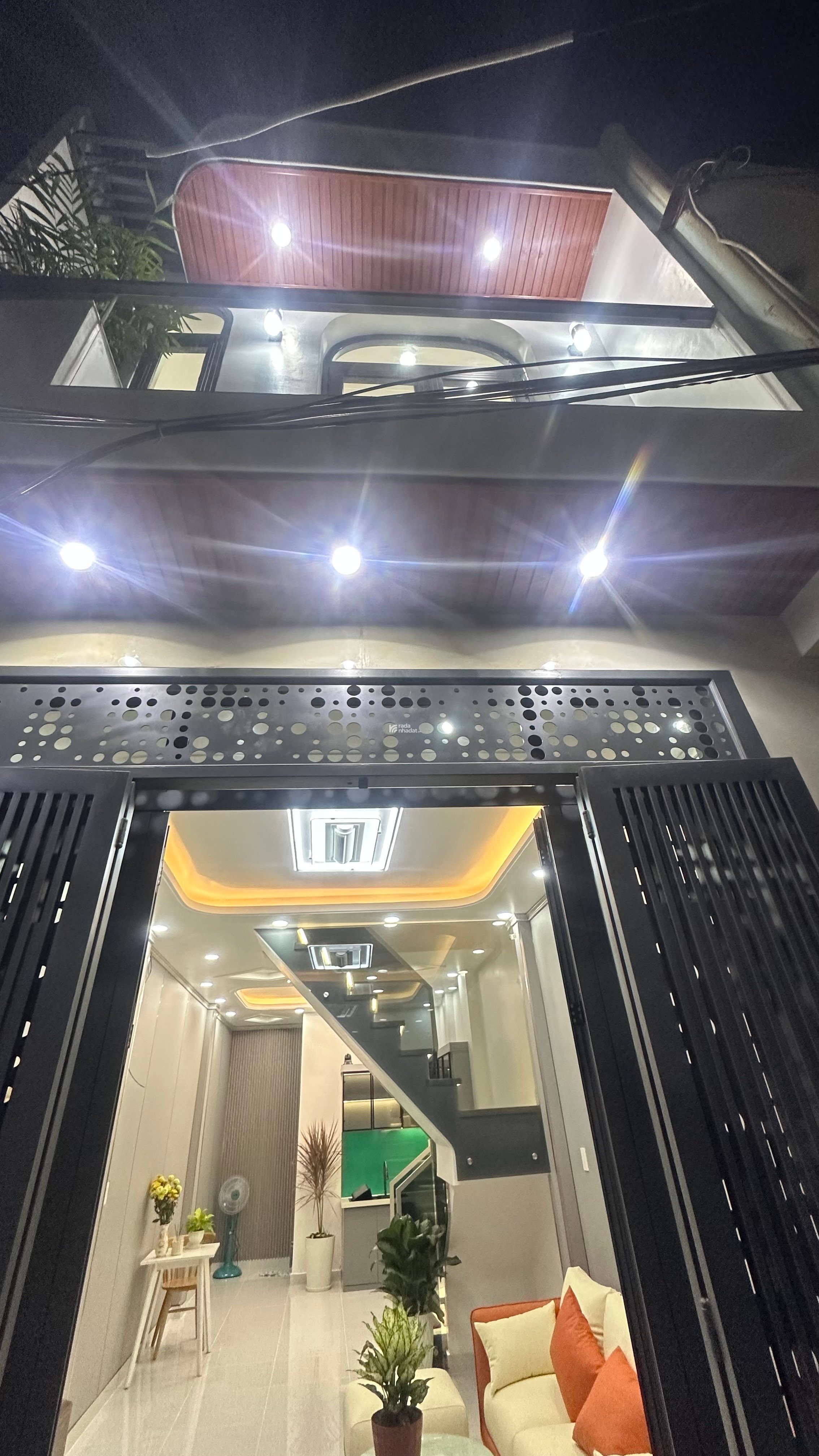 NHÀ MỚI DỌN VÀO Ở NGAY - CƯ XÁ PHÚ LÂM A QUẬN 6 - VÀI BƯỚC CHÂN RA CHỢ PHÚ ĐỊNH