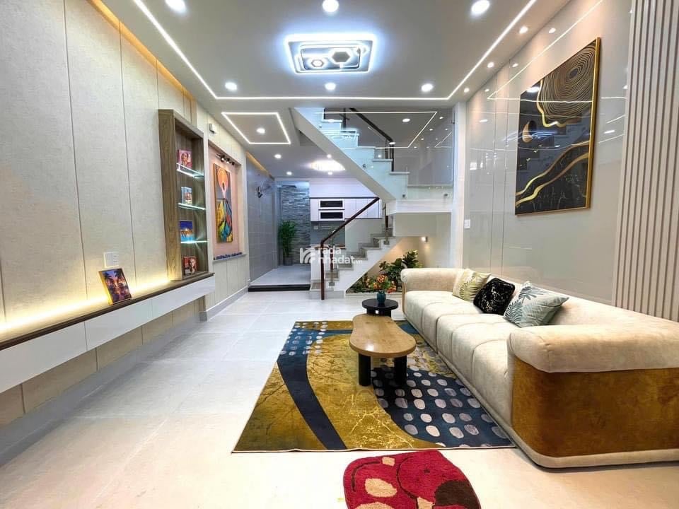  Chuẩn bị đi nước ngoài bán nhà Trần Bình Trọng - Quận Bình Thạnh / 57,3m2 / Giá 2 Tỷ 290