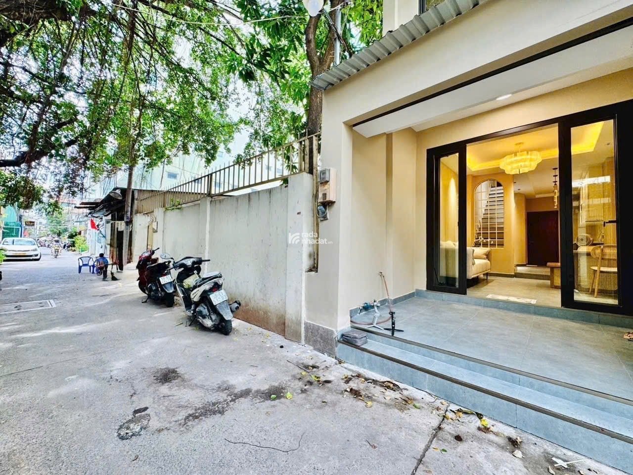 HXH CHUẨN 4M BÙI ĐÌNH TUÝ - KHU PHÂN LÔ THÔNG KHẮP NGẢ - 2 TẦNG (3.3 x 15) VUÔNG ĐẸP - 3PN 3WC