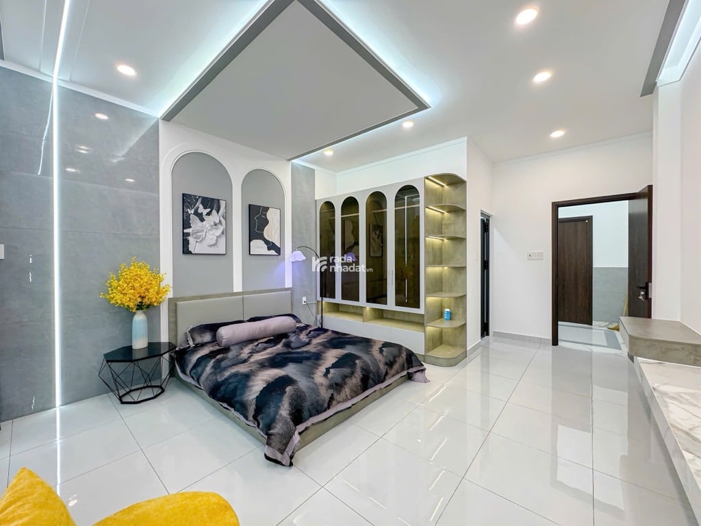 BÁN NHÀ HẺM 861 TRẦN XUÂN SOẠN, 60M2, FULL NỘI THẤT