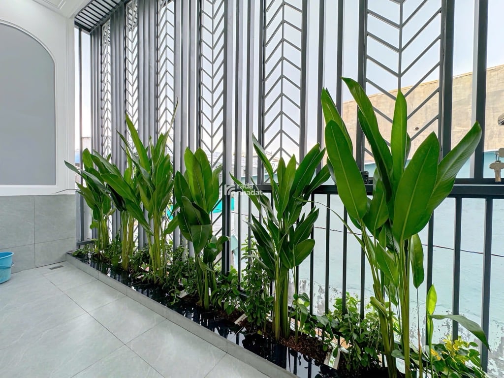 BÁN NHÀ HẺM 861 TRẦN XUÂN SOẠN, 60M2, FULL NỘI THẤT