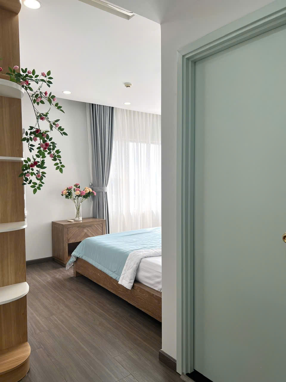 cho thuê sunrsie city central 2pn 2wx số 25 nguyễn hữu thọ p tân hưng