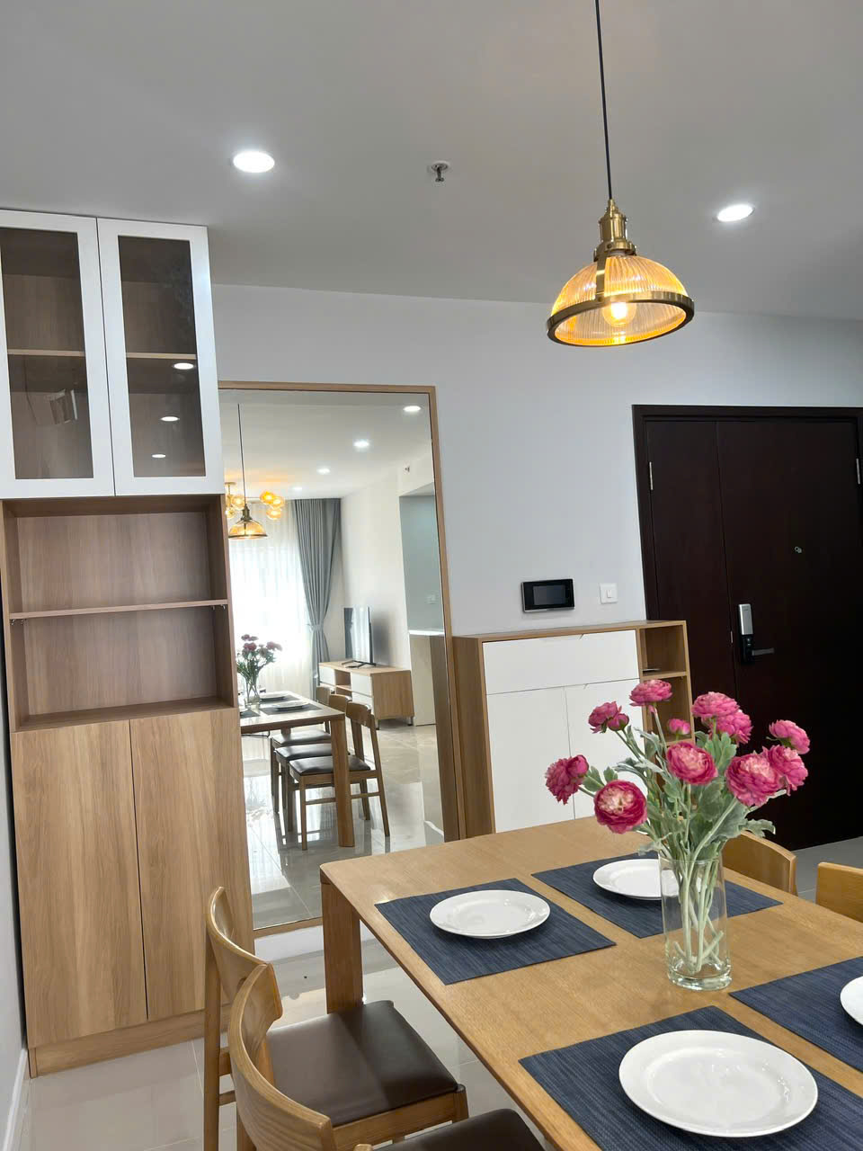 cho thuê sunrsie city central 2pn 2wx số 25 nguyễn hữu thọ p tân hưng