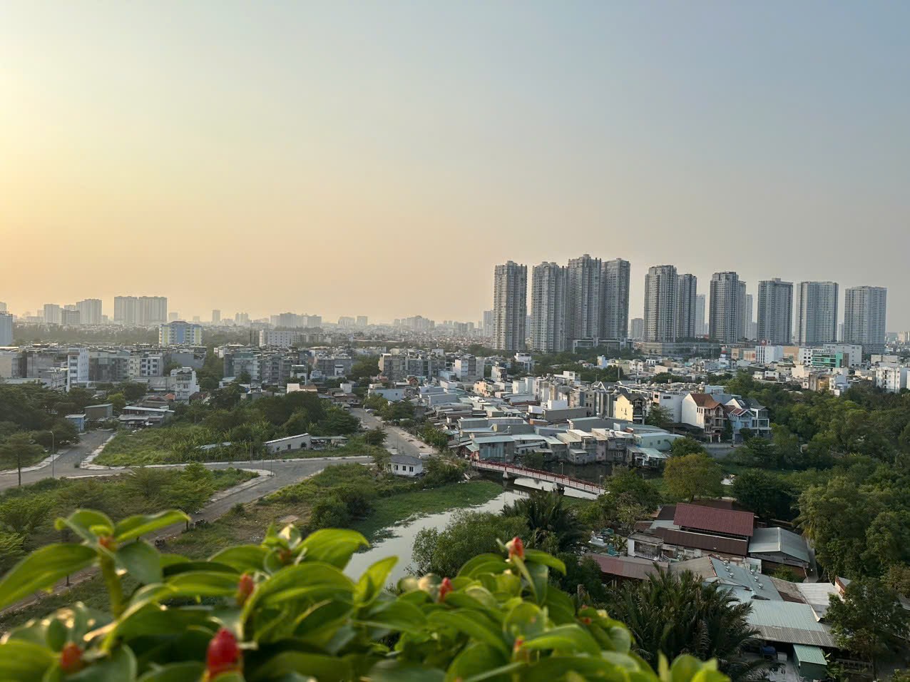 Cho thuê căn hộ Sky garden 3, PMH, Q7, 100m2, 3PN nhà mới đẹp, giá chỉ 27 triệu 