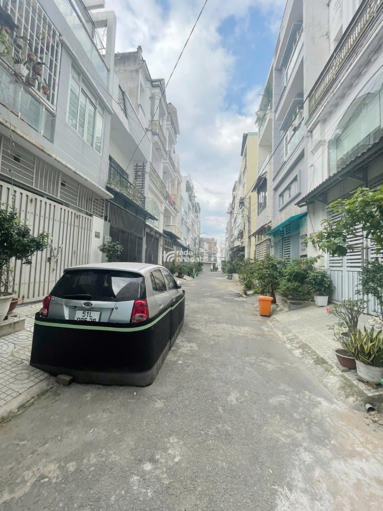 HẺM NHỰA 5m, PHÂN LÔ CAO TẦNG, NGAY CỔNG VẠN PHÚC 4 TẦNG 4,6X13; CHỈ 7,2 TỶ.