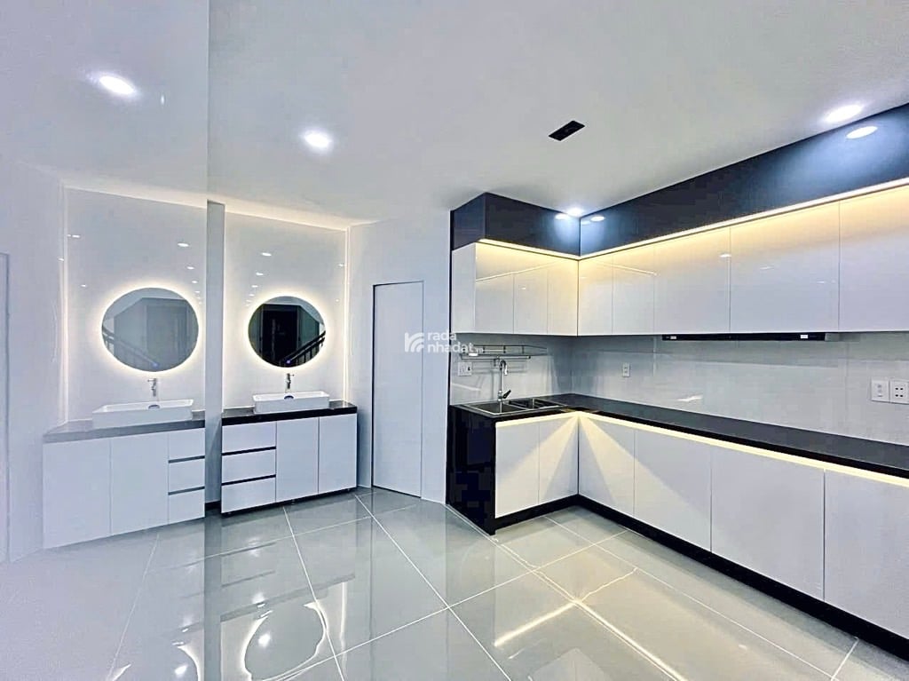 SIÊU PHẨM 5 TẦNG SÁT LŨY BÁN BÍCH - TRỊNH ĐÌNH TRỌNG HÒA THẠNH TÂN PHÚ DT: 45M2- 8 TỶ 3
