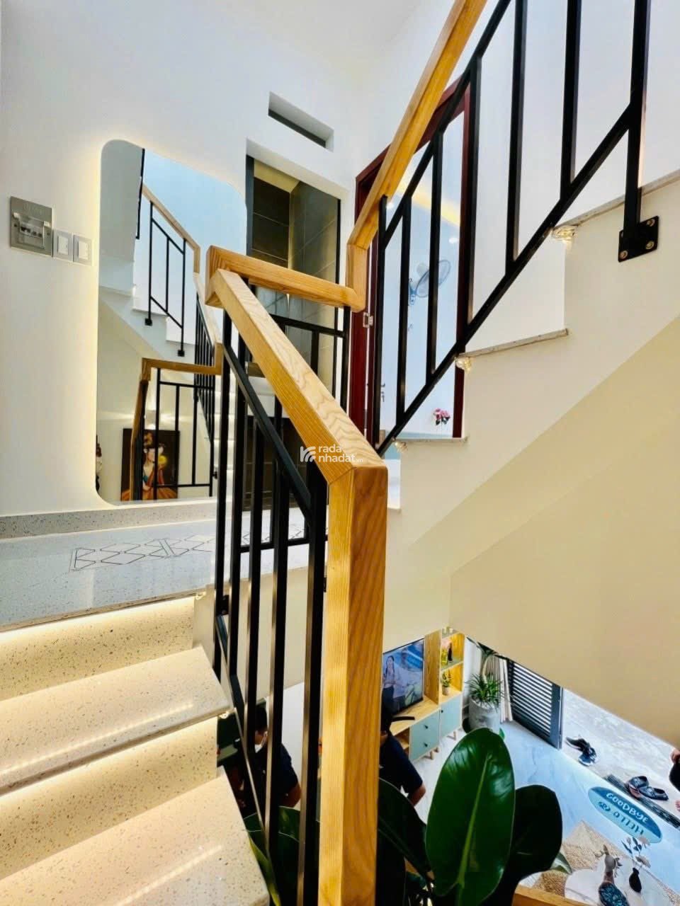  Nhà đẹp trung tâm Q3, Kỳ Đồng P9, Giá hot 4.2 Tỷ 44m2, 1T1L, 3PN, pháp lý chuẩn
